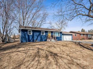 919 Proctor Ave NW, Elk River, MN 55330