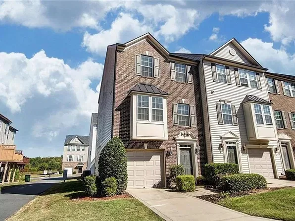 7741 Jackson Pond Dr, Charlotte, NC 28273