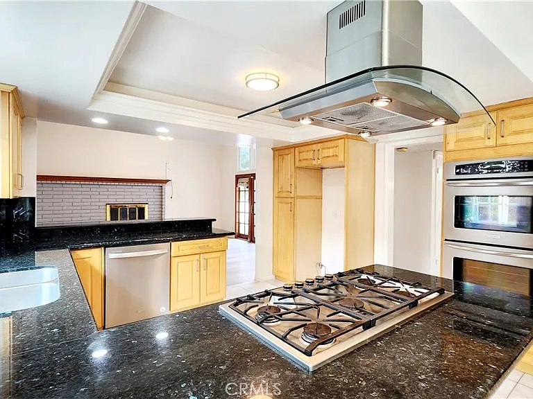 6327 Sattes Dr — Photo 12
