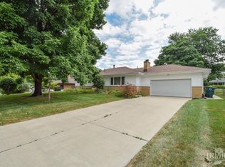 1312 N Winthrop Rd, Muncie, IN 47304