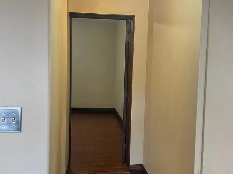 321 N Almond St #B — Photo 32