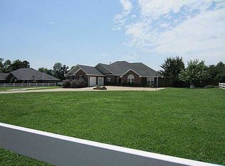 2400 S M St, Rogers, AR 72758