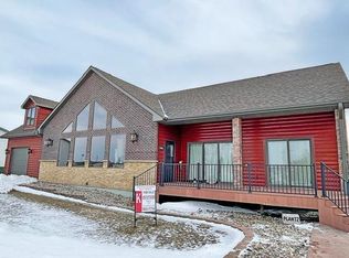 2036 Whistle Pig Ln, Manson, IA 50563