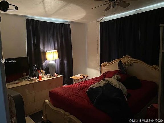 4th image of 2547 NW 15th Ct