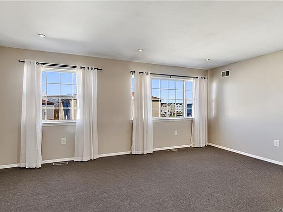 3rd image of 87 Admiral Ct #88