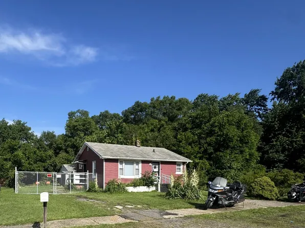 1168 Hovey St, Gary, IN 46406