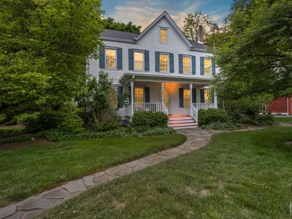 96 Perrine Rd S, Monmouth Junction, NJ 08852