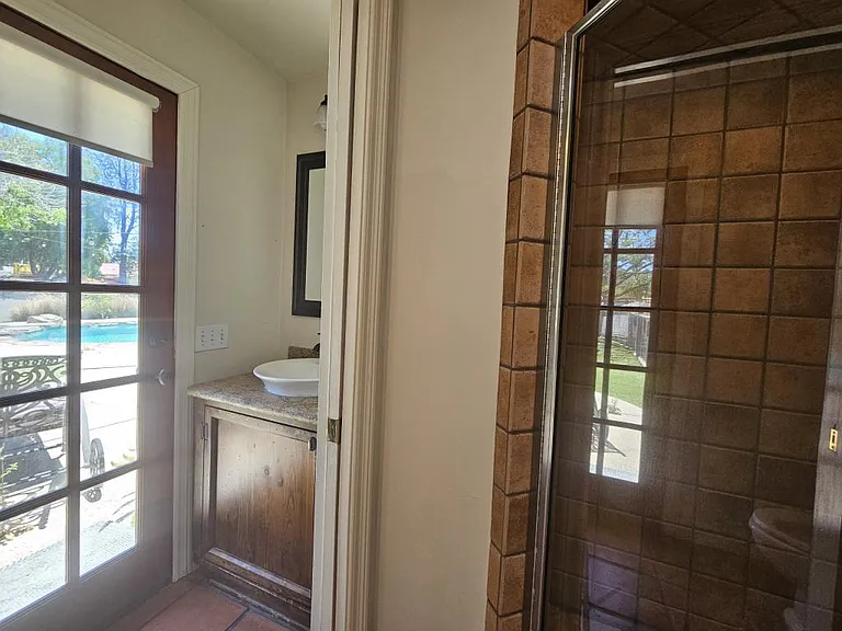 22530 Rolling Meadows Dr — Photo 49