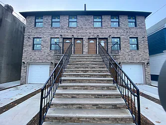 604 East 43rd Street in Farragut