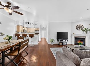 La Reve, Bothell, WA 98011