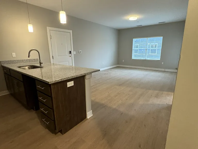 Park's Edge @ McKinnie Commons — Photo 10