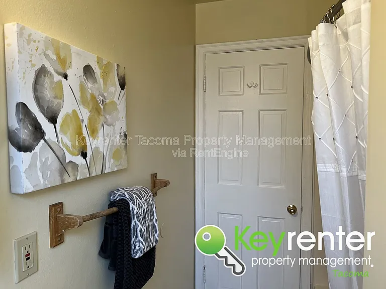 4816 E G St — Photo 12