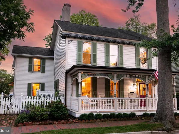114 W Chestnut St, St Michaels, MD 21663
