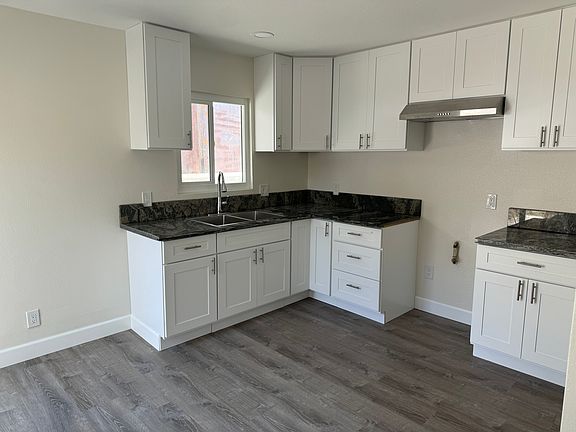4th image of 5144 Elizabeth St APT C