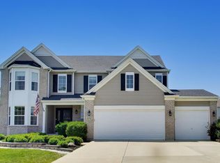 17060 S Auburn Ridge Dr, Lockport, IL 60441