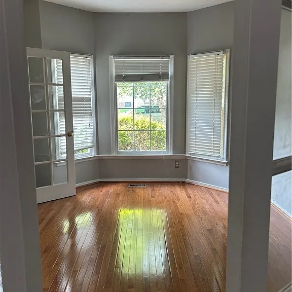 12305 Maybrook Ln — Photo 5