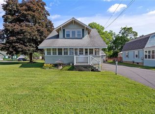 412 Bailey Rd, North Syracuse, NY 13212