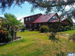 69 Percival Rd, Port Angeles, WA 98362