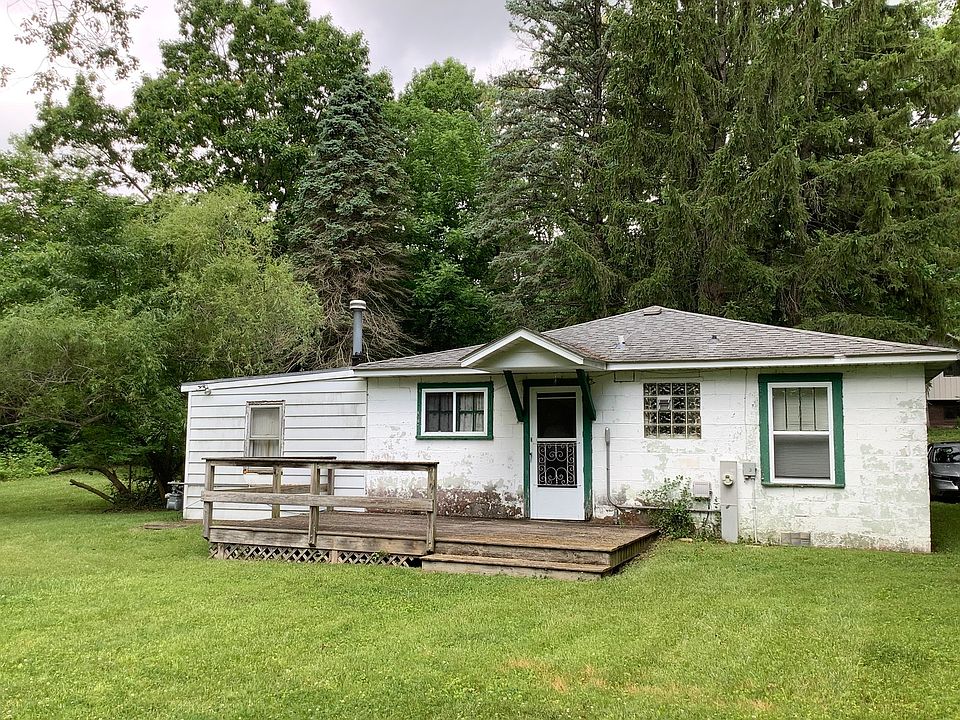 1st image of 26665 W Sycamore Rd