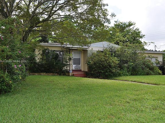 2nd image of 2806 Hargill Dr