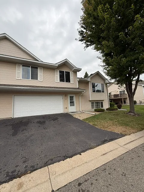 1344 S Trail Dr — Photo 2