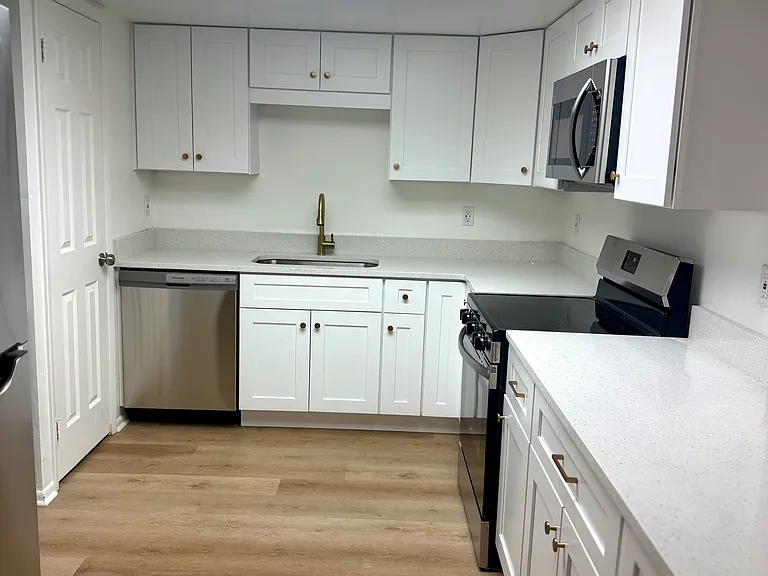 428 Banana Cay Dr #C — Photo 3