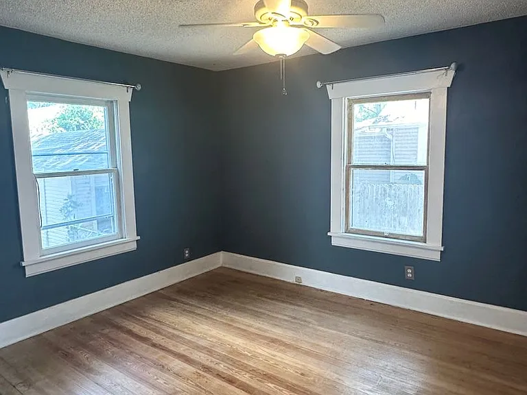 1048 S Jefferson Ave — Photo 7