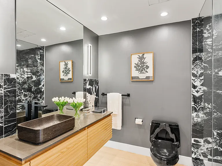 344 Arno Way — Photo 17