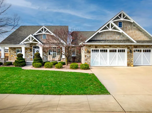 5667 N Summerland Dr, Appleton, WI 54913