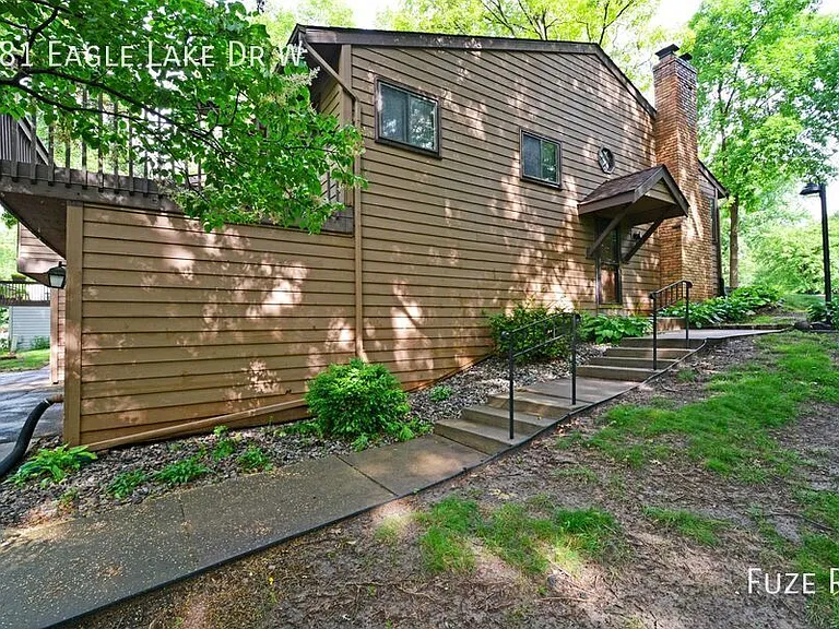 481 W Eagle Lake Dr — Photo 4