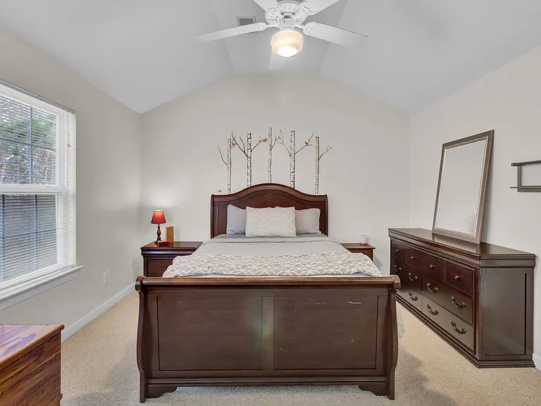 1443 Wellbrooke Ln — Photo 18