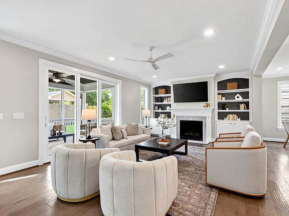 3rd image of 7421 Stonehenge Farm Ln