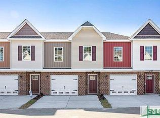 33 Leaf Ct, Richmond Hill, GA 31324