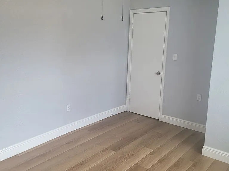 1320 Oleander Ave — Photo 24
