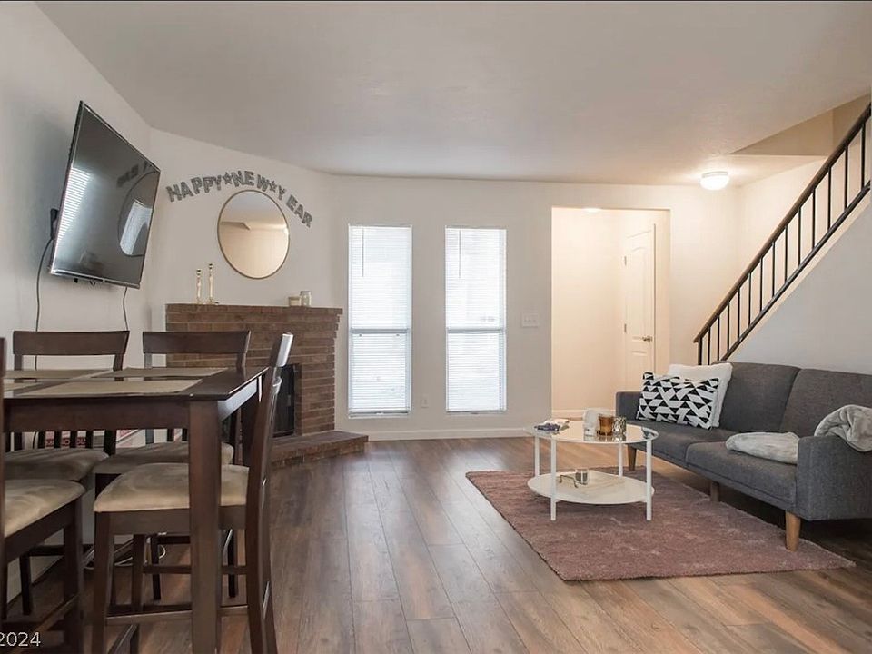 1st image of 554 Sellers Pl