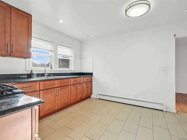 43-45 Parsons Blvd #2 — Photo 17