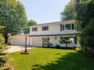 5936 Avalon Dr, Pinconning, MI