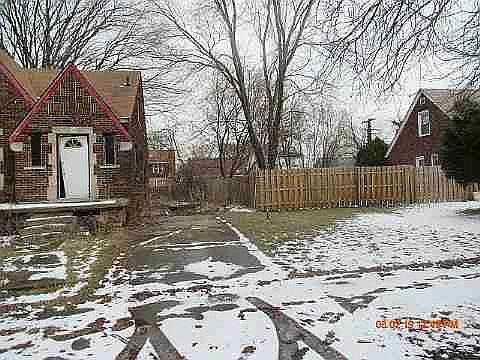 5742 Coplin