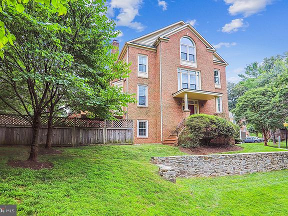 4th image of 9715 Whitley Park Pl