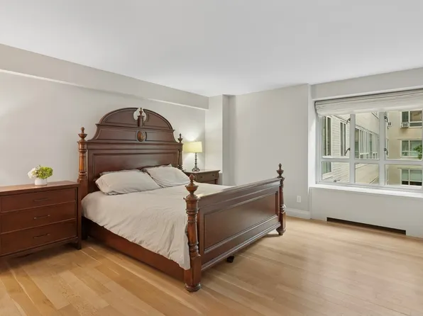 200 East 66th Street A402 image 3 of 4