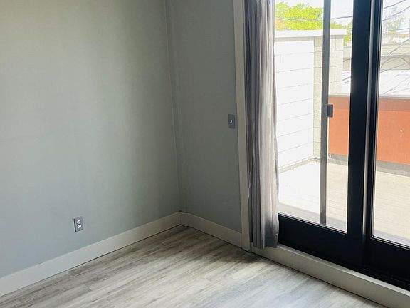 4th image of 711 Washington Ave Suite D