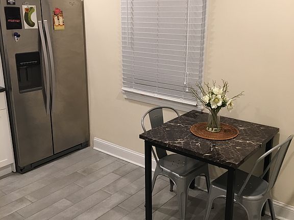 4th image of 1221 Agnew Dr
