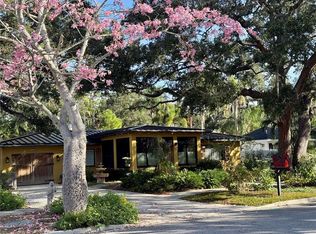 266 Lyndhurst St, Dunedin, FL 34698