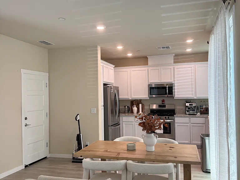 4519 Ocean Ln — Photo 7