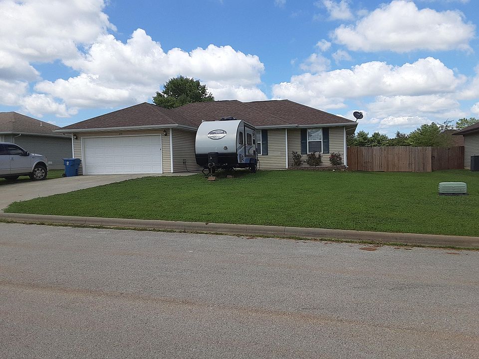 1st image of 279 Maplewood Dr