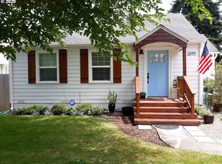 1045 3rd Pl, Springfield, OR 97477