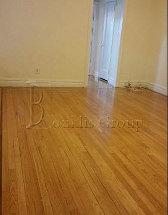 3rd image of 3206 29th St APT 3A