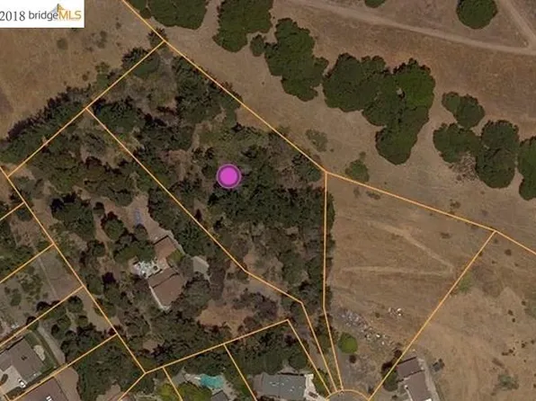 2537 Heide Ct, El Sobrante, CA 94803