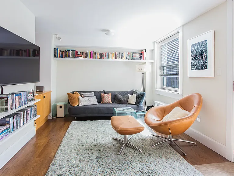 306 Union St #1 — Photo 8