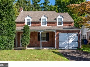 945 Crefeld Ave, Elkins Park, PA 19027